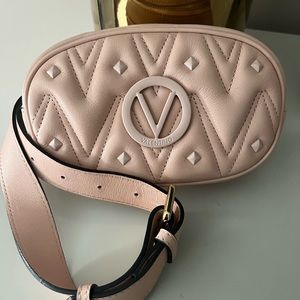 Authentic Valentino Fanny pack pink leather never worn